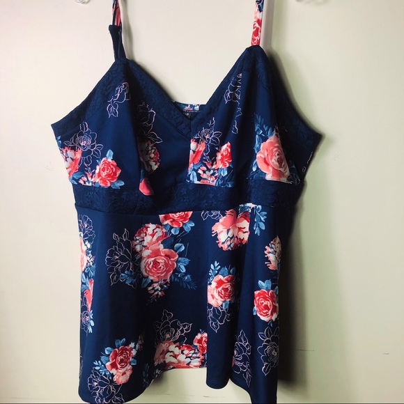 TORRID NWOT Navy floral print peplum tank top. - Picture 2 of 10